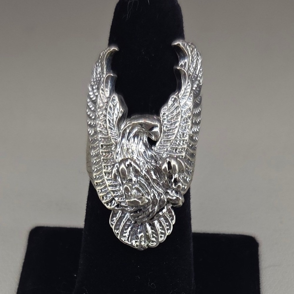 Silver Tone Eagle Statement Ring Wings Spread Biker Americana Style Size 8 0416
